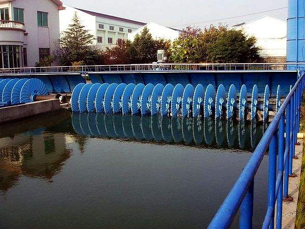 處理冶金廢水用聚合氯化鋁的優(yōu)勢是什么？聚合氯化鋁的特性決定效果。